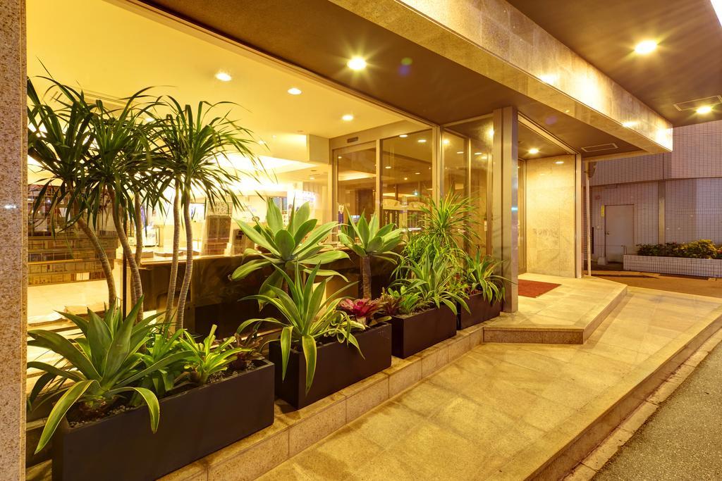 נאהא Okinawa Sun Plaza Hotel מראה חיצוני תמונה