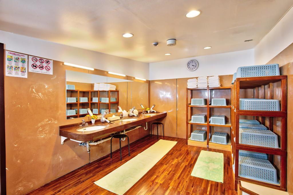 נאהא Okinawa Sun Plaza Hotel מראה חיצוני תמונה